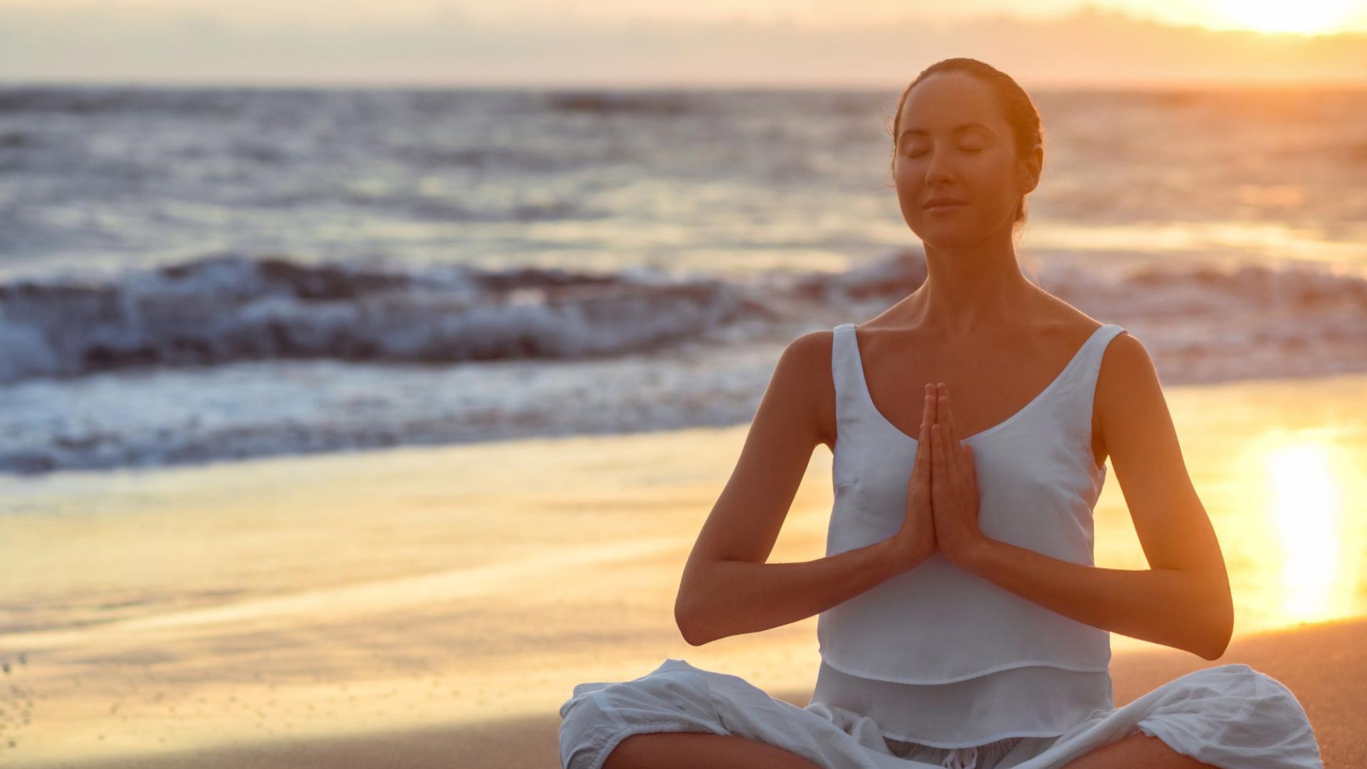 Heilung durch Meditation: Achtsamkeit am Strand