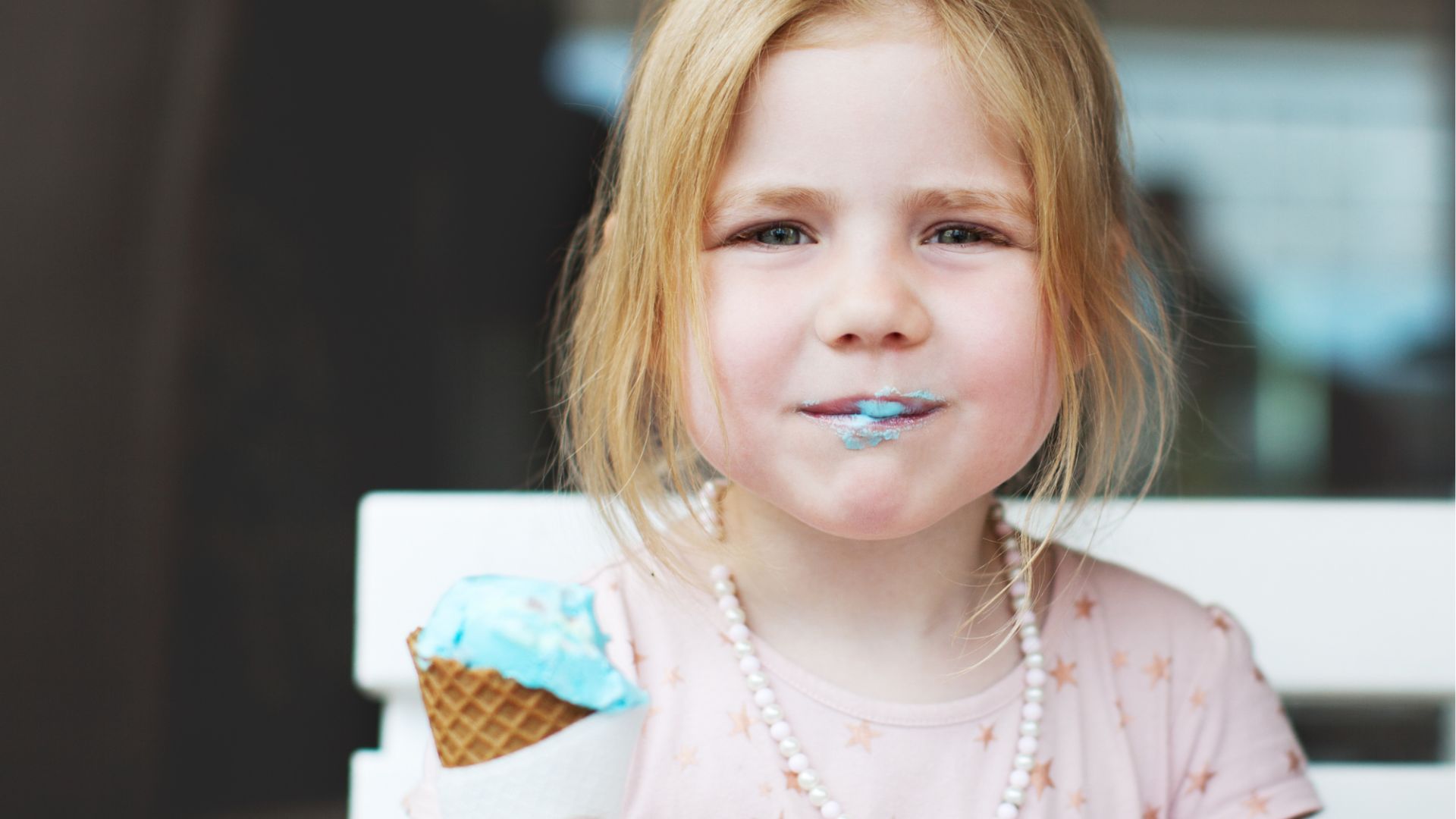 unnatürliche Farbe Schlumpfeis Zusatzstoffe